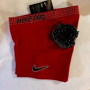 Adult Medium Nike pro with bling
